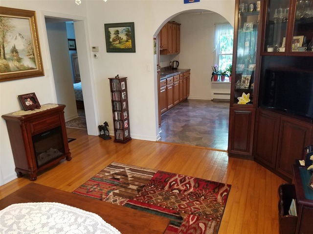 411 S Lyman Ave, Des Plaines, IL 60016 photo 10