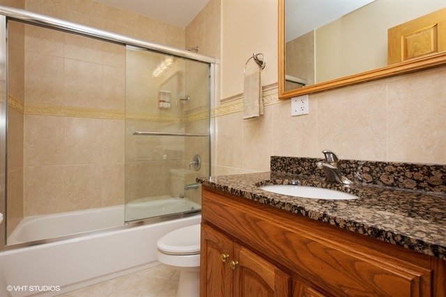 275 W Thacker St, Hoffman Estates, IL 60169 photo 14