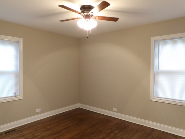 9654 S Forest Ave, Chicago, IL 60628 photo 8