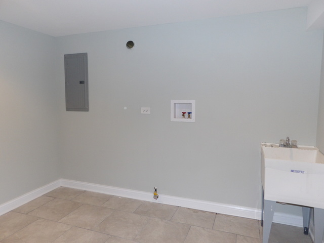 9654 S Forest Ave, Chicago, IL 60628 photo 20