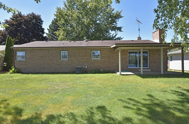 704 S Riverside Dr, Mchenry, IL 60050 photo 18