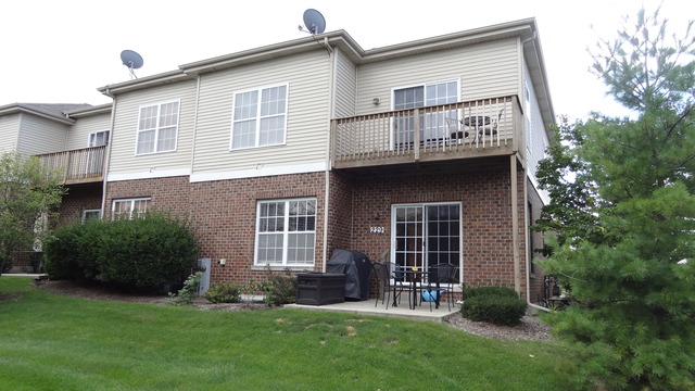 229 Walker Dr, Elburn, IL 60119 photo 2