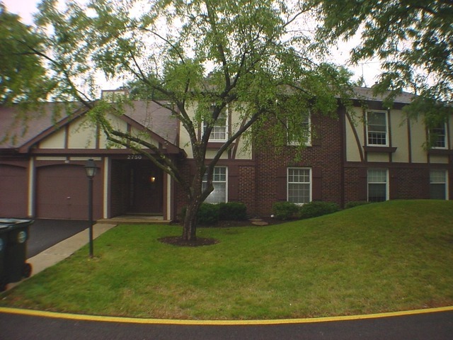 2750 Northampton Dr #B1, Rolling Meadows, IL 60008 photo 2