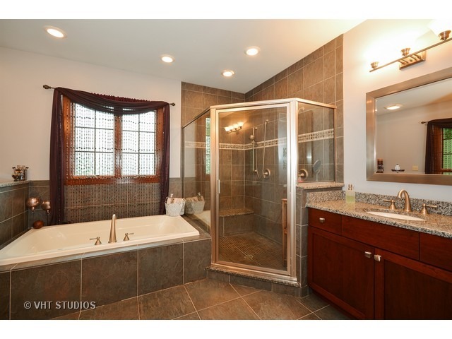 38 W630 Hopps Rd, Elgin, IL 60124 photo 11