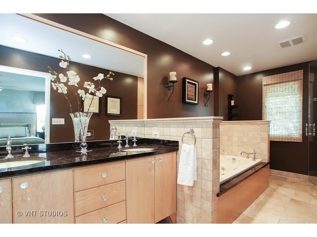 175 Fairview Ln, Northbrook, IL 60062 photo 8