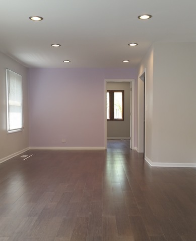 150 Bradley Ln, Hoffman Estates, IL 60169 photo 9