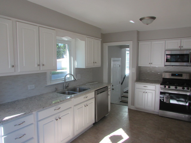 2344 S 11th Ave, Broadview, IL 60155 photo 2