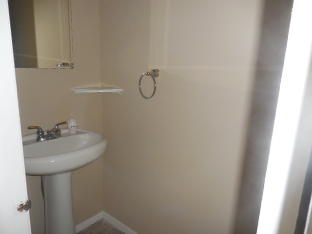 1668 Ottawa Ct, Wheeling, IL 60090 photo 3