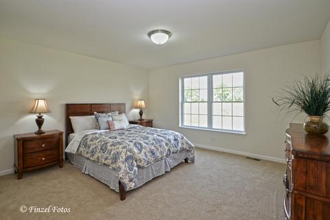 819 Hanson Ave, Mchenry, IL 60050 photo 9