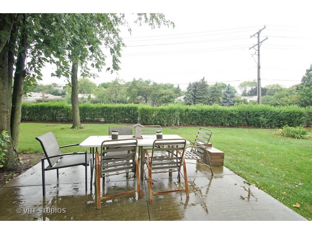 412 Arrow Trl, Wheeling, IL 60090 photo 10