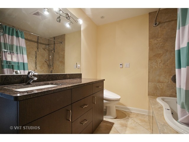 412 Arrow Trl, Wheeling, IL 60090 photo 8