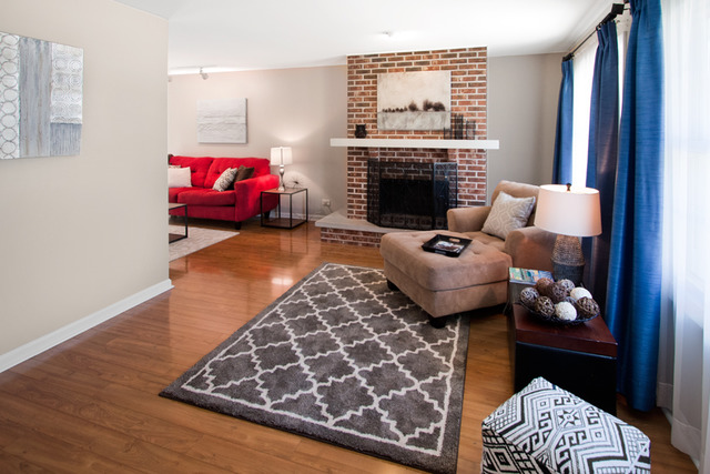 1880 Chippendale Rd, Hoffman Estates, IL 60169 photo 4