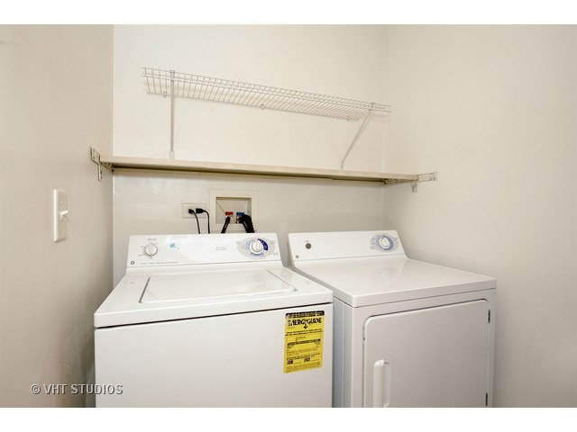1432 Millbrook Dr, Algonquin, IL 60102 photo 13
