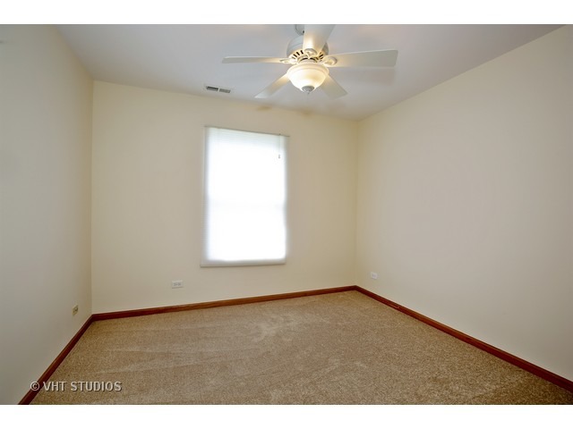 1432 Millbrook Dr, Algonquin, IL 60102 photo 10