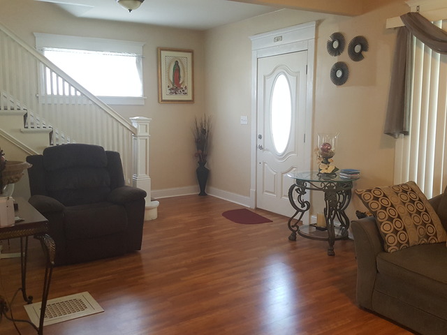 1005 Front St, Aurora, IL 60505 photo 8