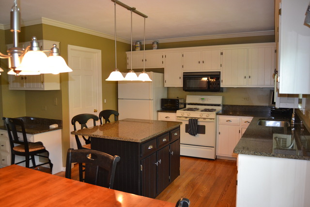 17 Citation Cir, Wheaton, IL 60189 photo 6
