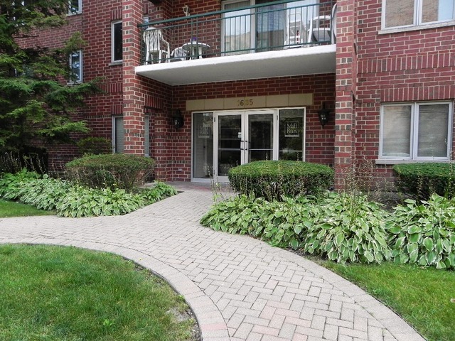 1685 Mill St #507, Des Plaines, IL 60016 photo 2