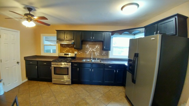 539 S State St, Aurora, IL 60505 photo 10