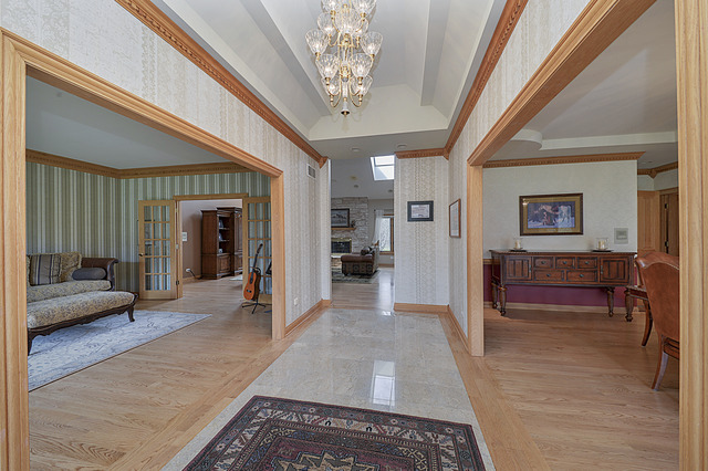 5 N390 Robin Ln, Wayne, IL 60184 photo 2