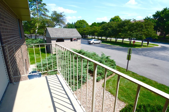 214 E Bailey Rd #E, Naperville, IL 60565 photo 17