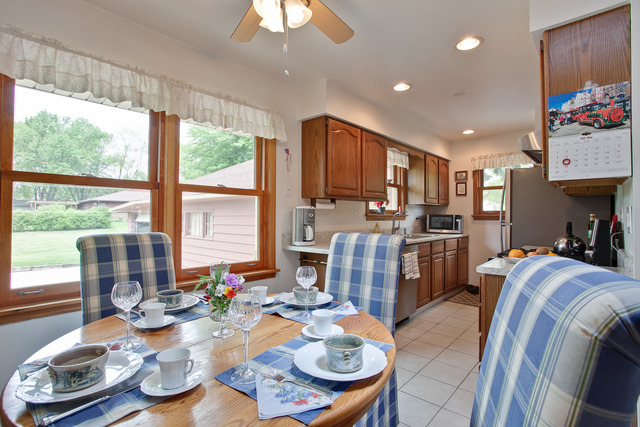610 E Nerge Rd, Roselle, IL 60172 photo 6