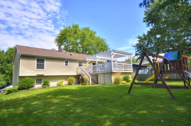 515 Silbury Ct, Mchenry, IL 60050 photo 16