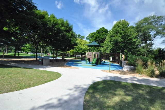 530 Crest St, Wheaton, IL 60187 photo 22
