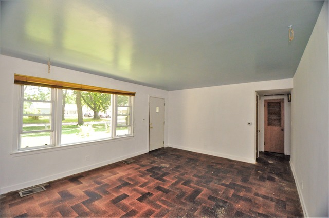 530 Crest St, Wheaton, IL 60187 photo 5