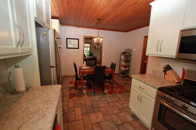 1019 Spruce St, Morris, IL 60450 photo 5