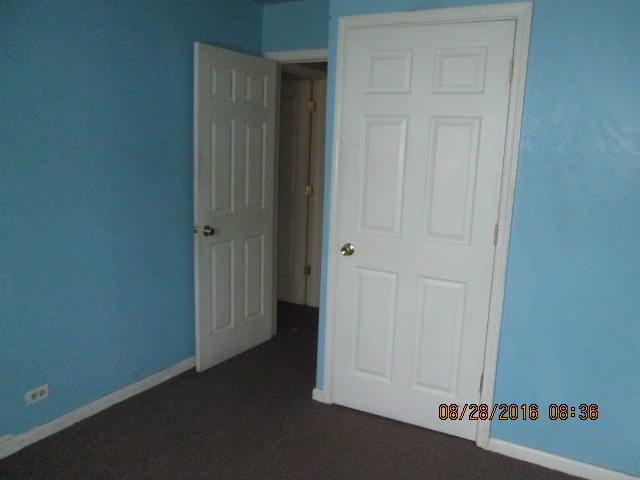 15340 Parkside Dr, Markham, IL 60428 photo 11