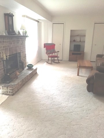 108 Honeysuckle Ct, Rolling Meadows, IL 60008 photo 9
