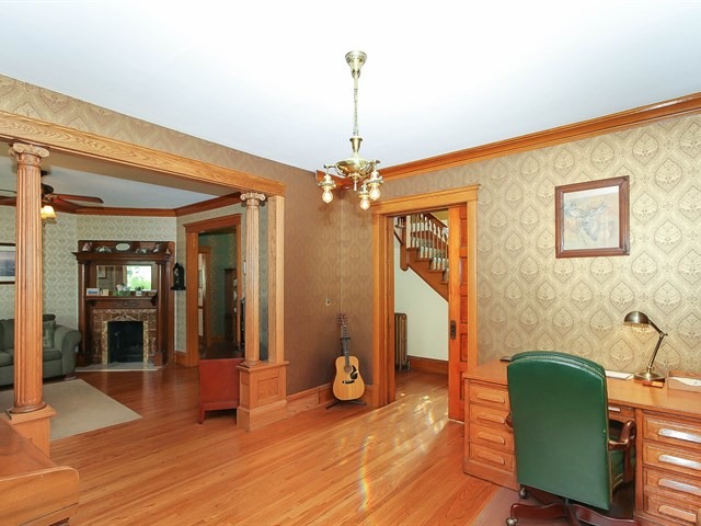 515 South St, Elgin, IL 60123 photo 6