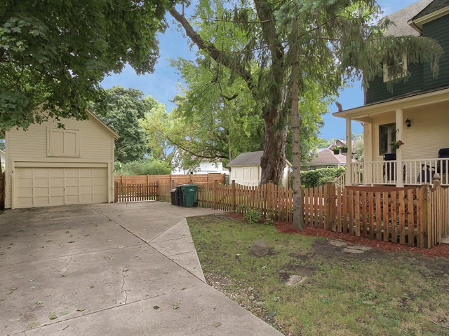 515 South St, Elgin, IL 60123 photo 22
