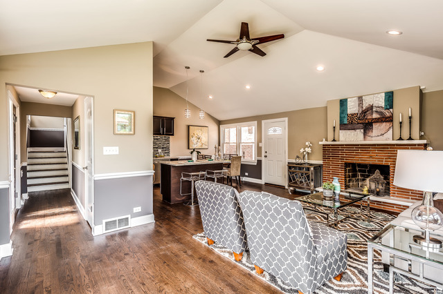 130 E 93rd St, Chicago, IL 60619 photo 8