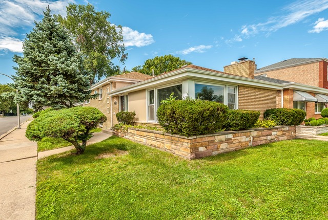 130 E 93rd St, Chicago, IL 60619 photo 2