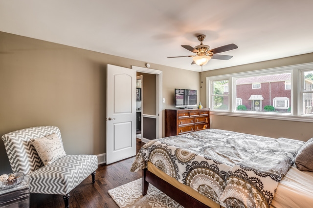 130 E 93rd St, Chicago, IL 60619 photo 12
