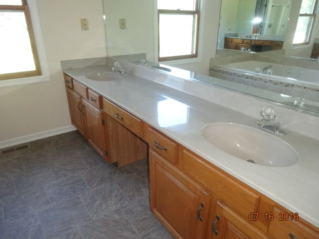 604 Alice Pl, Elgin, IL 60123 photo 14