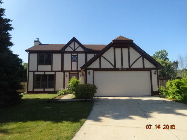 604 Alice Pl, Elgin, IL 60123 photo 1
