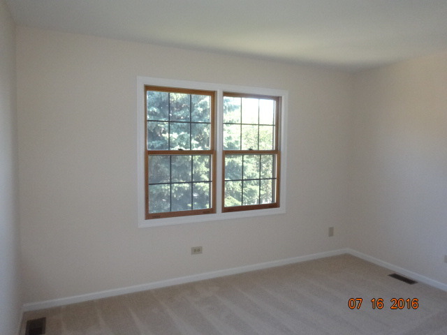 604 Alice Pl, Elgin, IL 60123 photo 19