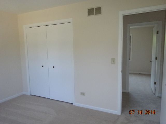 604 Alice Pl, Elgin, IL 60123 photo 20