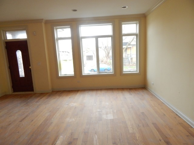 4351 S Shields Ave, Chicago, IL 60609 photo 8