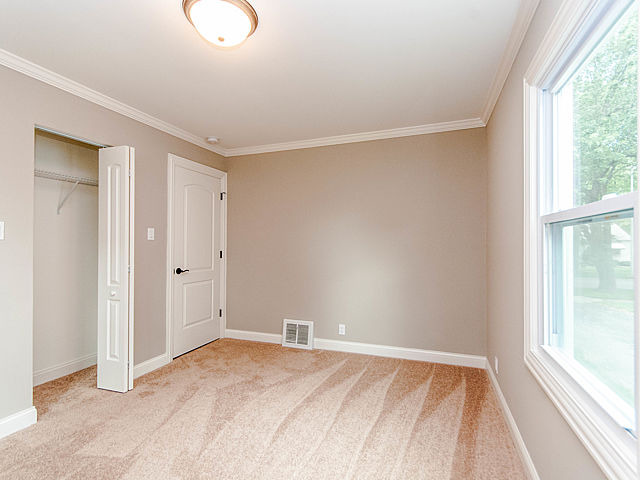 5361 Kimball Pl, Oak Lawn, IL 60453 photo 10