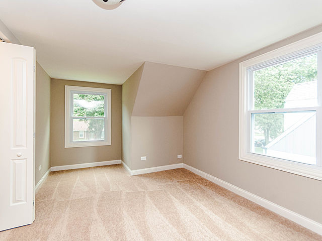 5361 Kimball Pl, Oak Lawn, IL 60453 photo 14