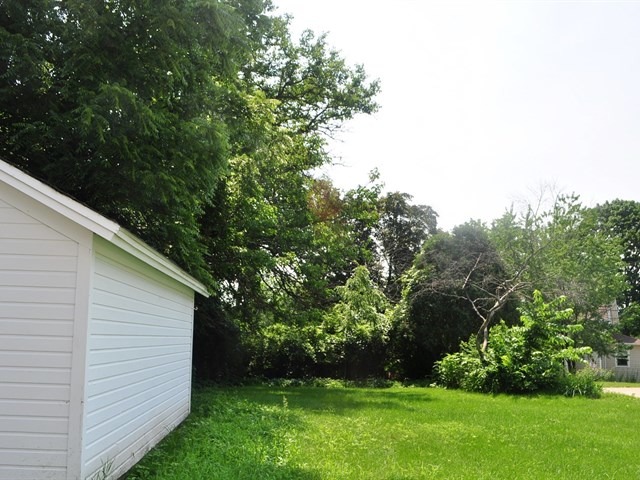 641 South St, Elgin, IL 60123 photo 14