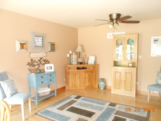 12364 Pine Dr, Genoa, IL 60135 photo 11