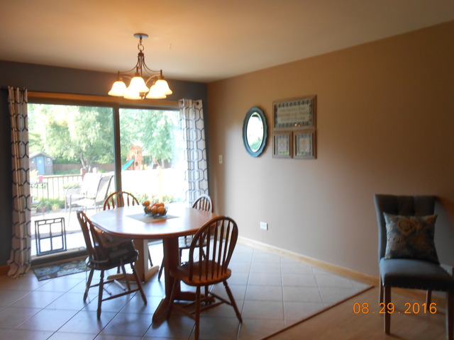 12364 Pine Dr, Genoa, IL 60135 photo 8