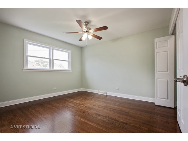 3910 W 62nd Pl, Chicago, IL 60629 photo 10