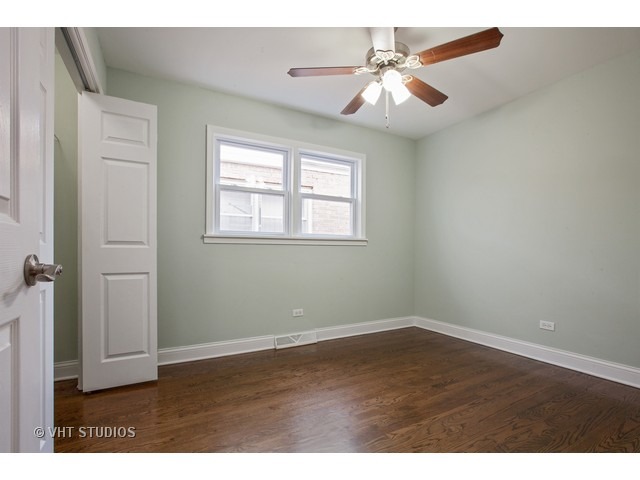 3910 W 62nd Pl, Chicago, IL 60629 photo 11