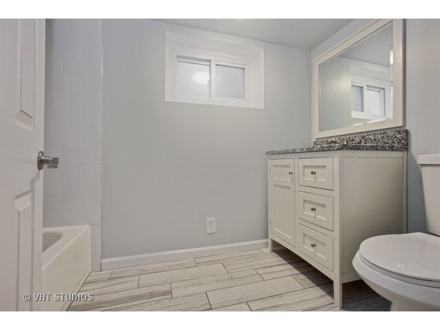 3910 W 62nd Pl, Chicago, IL 60629 photo 13