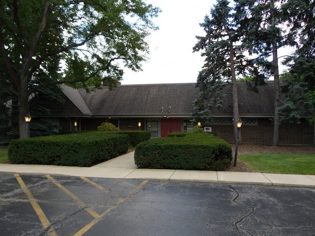 138 E Bailey Rd #H, Naperville, IL 60565 photo 2